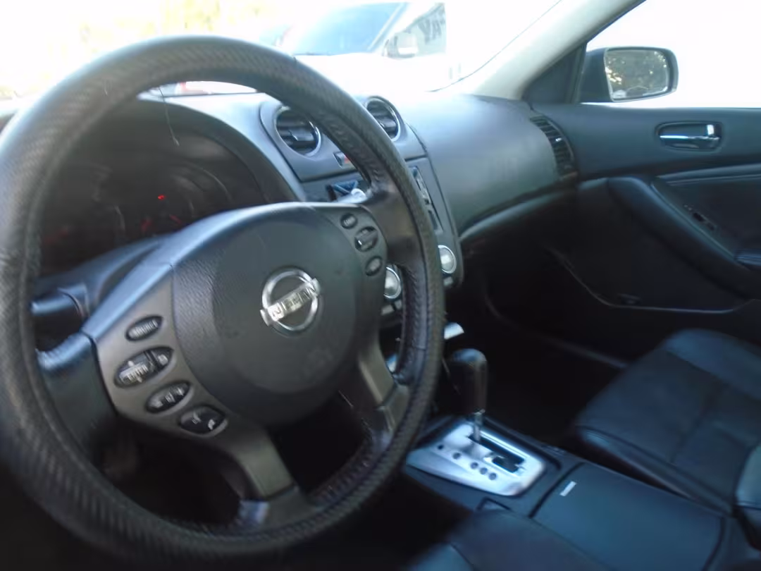 2010 Nissan Altima - 1N4AL2AP7AC136411 - Image #9