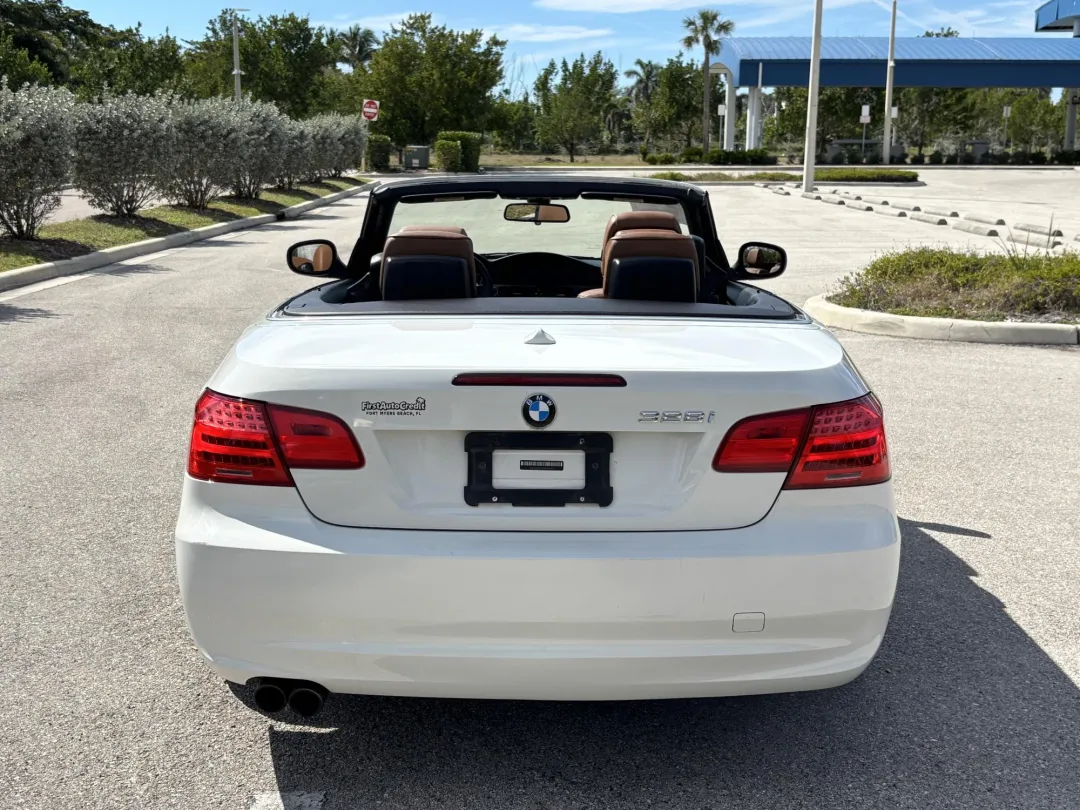 2011 BMW 328 - WBADW7C54BE545816 - Image #15