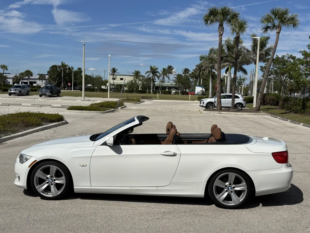 2011 BMW 328 - WBADW7C54BE545816 - Image #17