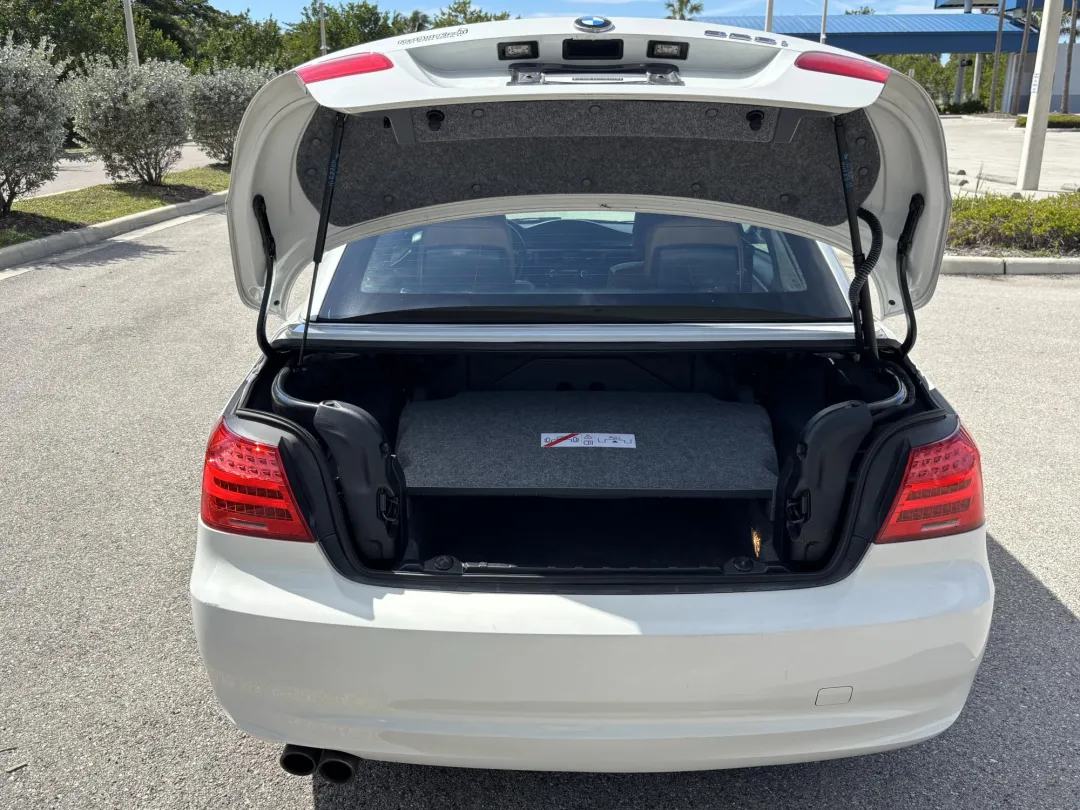 2011 BMW 328 - WBADW7C54BE545816 - Image #19