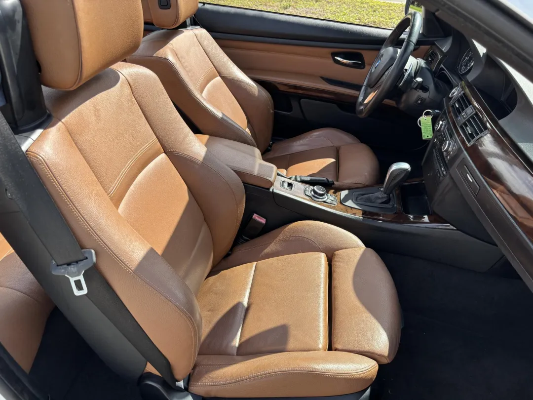 2011 BMW 328 - WBADW7C54BE545816 - Image #25
