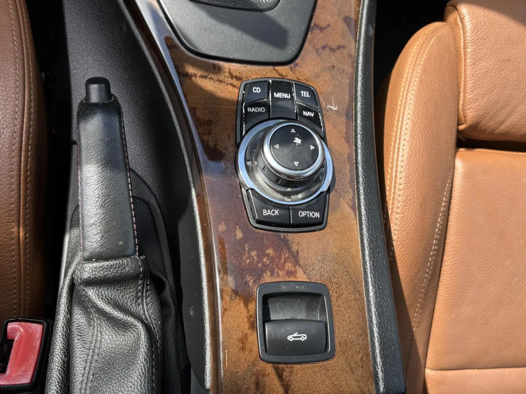 2011 BMW 328 - WBADW7C54BE545816 - Image #35