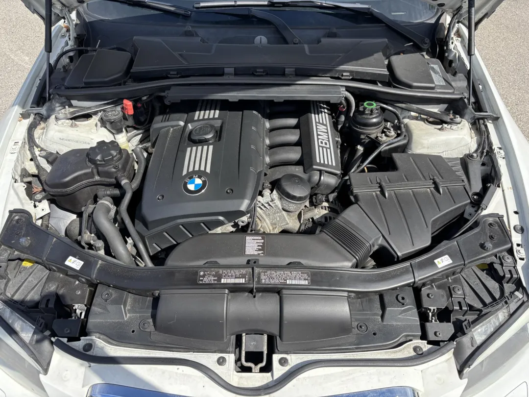 2011 BMW 328 - WBADW7C54BE545816 - Image #41