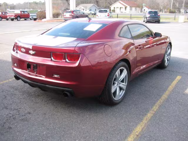 2011 Chevrolet Camaro - 2G1FB1ED6B9141937 - Image #3