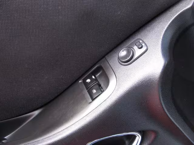 2011 Chevrolet Camaro - 2G1FB1ED6B9141937 - Image #9