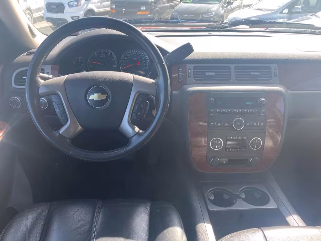 2011 Chevrolet Silverado 1500 - 3GCPKTE3XBG387006 - Image #5
