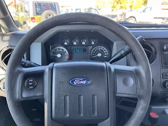 2011 Ford F-350 SD - 1FDRF3C64BEC75430 - Image #18