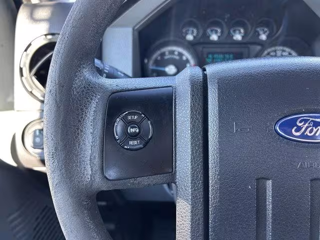 2011 Ford F-350 SD - 1FDRF3C64BEC75430 - Image #20
