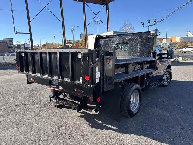 2011 Ford F-350 SD - 1FDRF3C64BEC75430 - Image #4