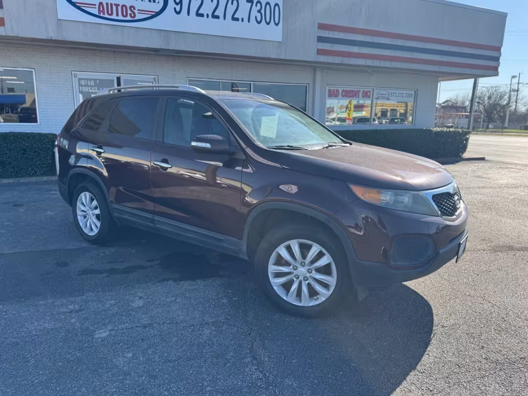 2011 Kia Sorento - 5XYKT4A23BG050038 - Image #3