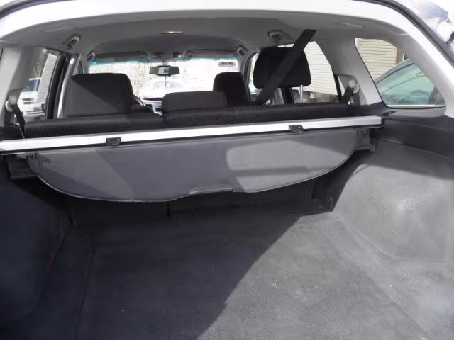 2011 Subaru Outback - 4S4BRBCC1B3419147 - Image #4