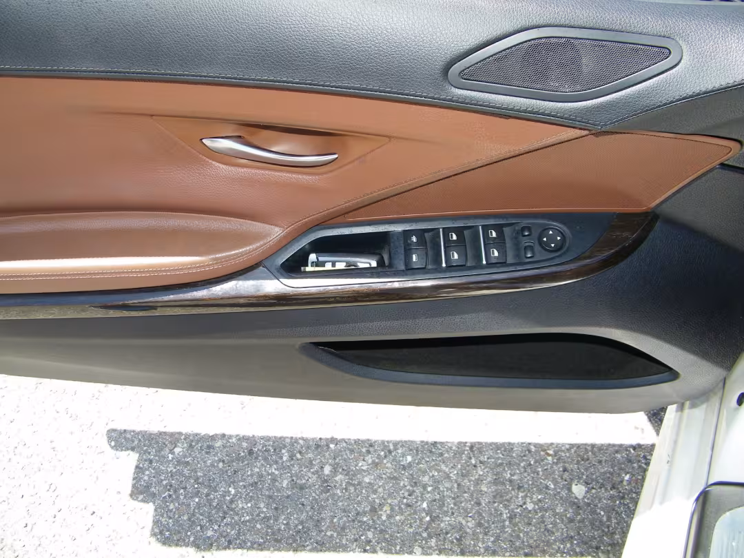 2012 BMW 6-Series - WBALW7C58CDX58187 - Image #16