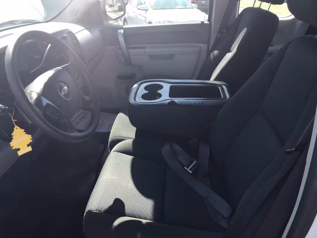 2012 Chevrolet Silverado 1500 - 1GCRCPEAXCZ275139 - Image #10