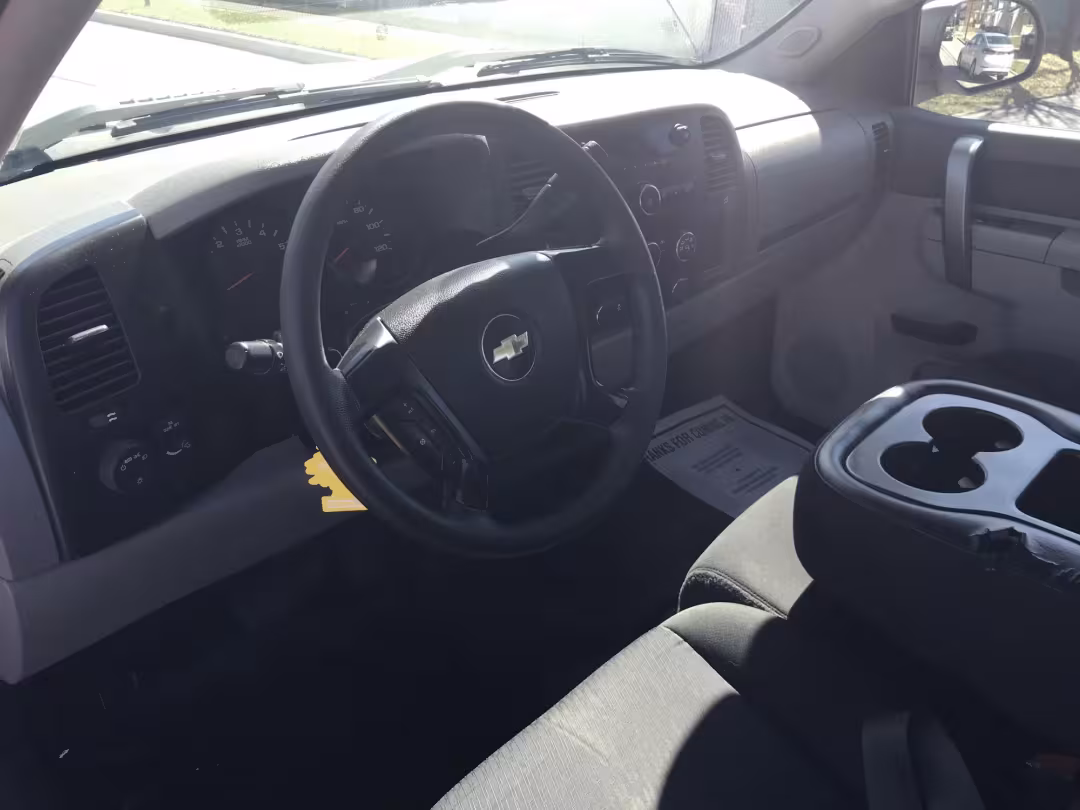 2012 Chevrolet Silverado 1500 - 1GCRCPEAXCZ275139 - Image #13