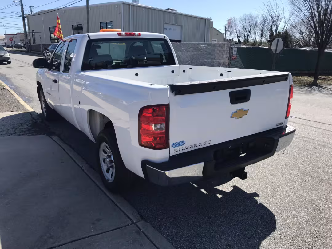 2012 Chevrolet Silverado 1500 - 1GCRCPEAXCZ275139 - Image #5