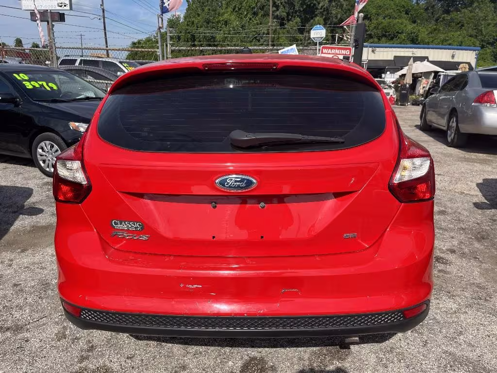 2012 Ford Focus - 1FAHP3K25CL119508 - Image #2
