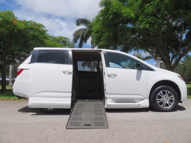 2012 Honda Odyssey - 5FNRL5H41CB008987 - Image #32