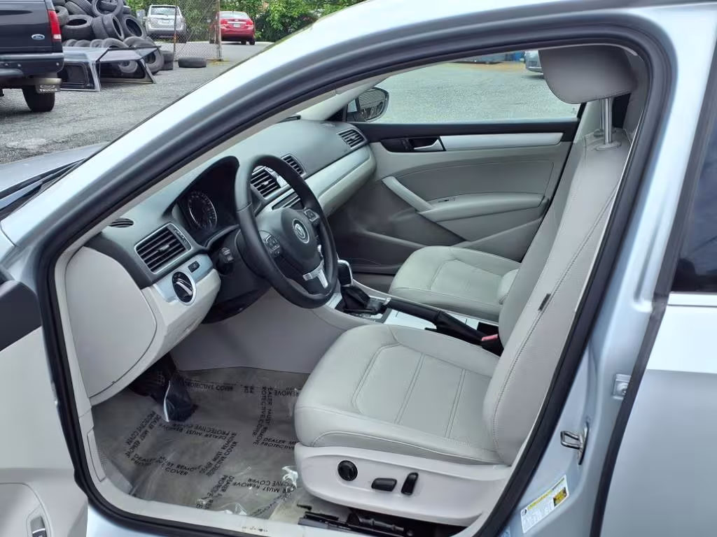 2012 Volkswagen Passat - 1VWBP7A35CC074102 - Image #12