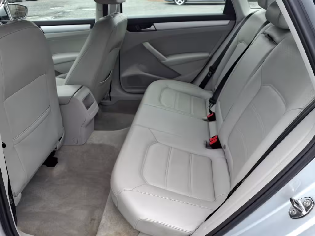 2012 Volkswagen Passat - 1VWBP7A35CC074102 - Image #13