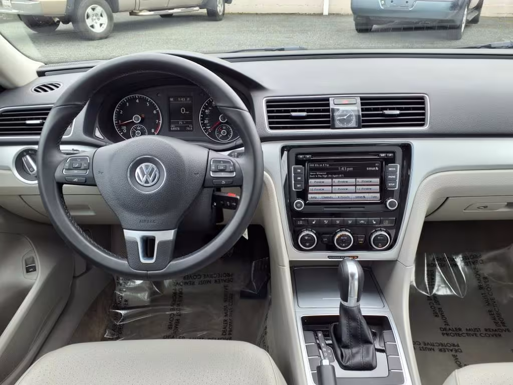 2012 Volkswagen Passat - 1VWBP7A35CC074102 - Image #15