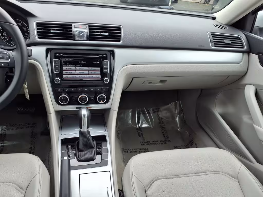 2012 Volkswagen Passat - 1VWBP7A35CC074102 - Image #16