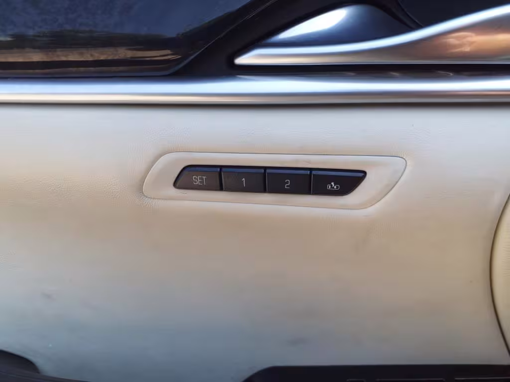 2013 Cadillac XTS - 2G61V5S31D9207165 - Image #7