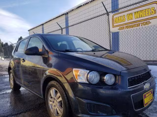 2013 Chevrolet Sonic - 1G1JC6SB8D4175293 - Image #3