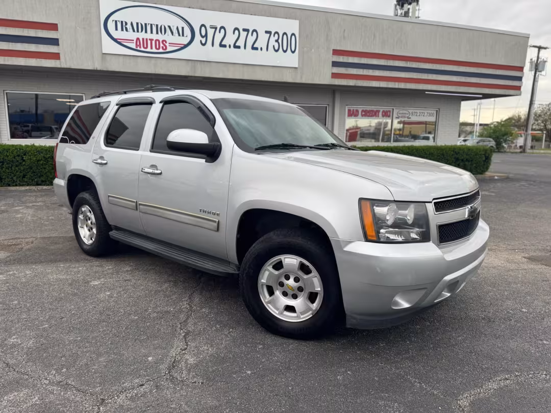 2013 Chevrolet Tahoe - 1GNSKBE01DR253182 - Image #3
