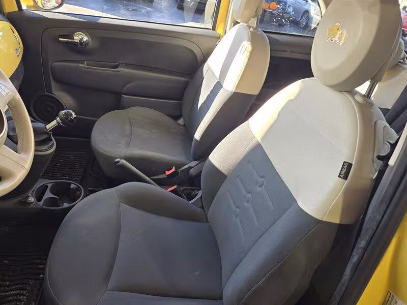 2013 Fiat 500 - 3C3CFFAR3DT529192 - Image #11