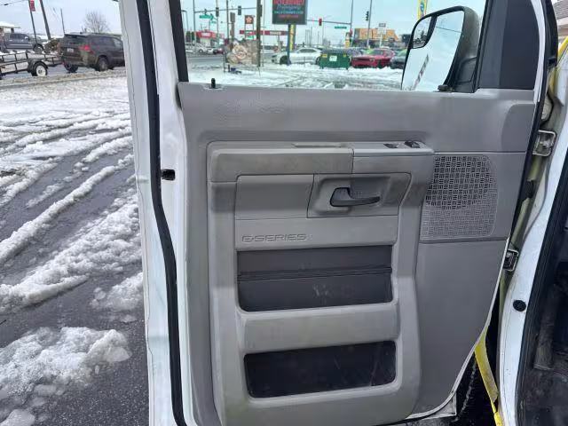 2013 Ford E-Series Van - 1FTNS2EL2DDB34957 - Image #6