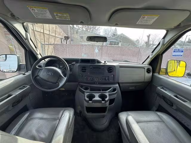 2013 Ford E-Series Van - 1FTNS2EL2DDB34957 - Image #9