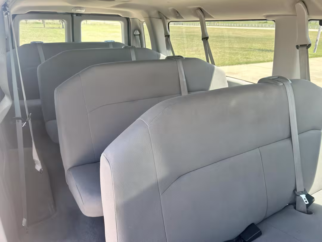 2013 Ford E-Series Wagon - 1FBSS3BL9DDB34777 - Image #12