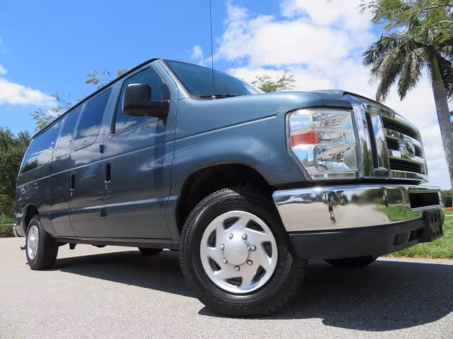 2013 Ford E-Series Wagon - 1FMNE1BW4DDA21863 - Image #1