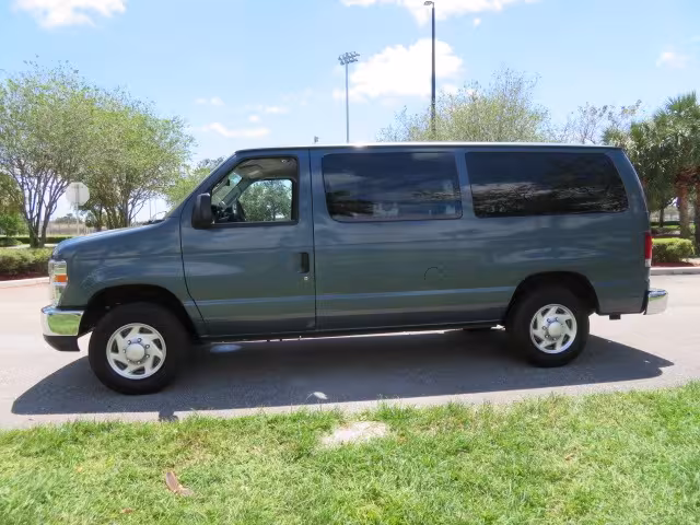 2013 Ford E-Series Wagon - 1FMNE1BW4DDA21863 - Image #11