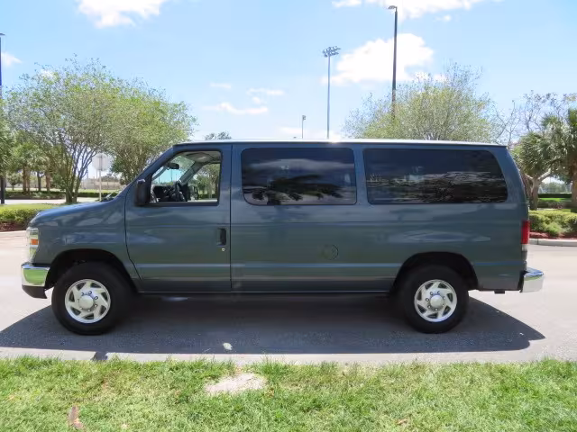 2013 Ford E-Series Wagon - 1FMNE1BW4DDA21863 - Image #12