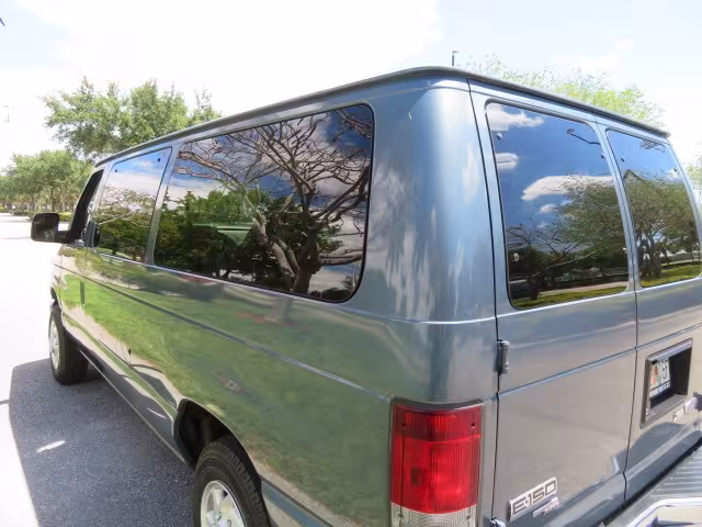 2013 Ford E-Series Wagon - 1FMNE1BW4DDA21863 - Image #30