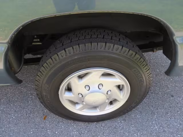 2013 Ford E-Series Wagon - 1FMNE1BW4DDA21863 - Image #34