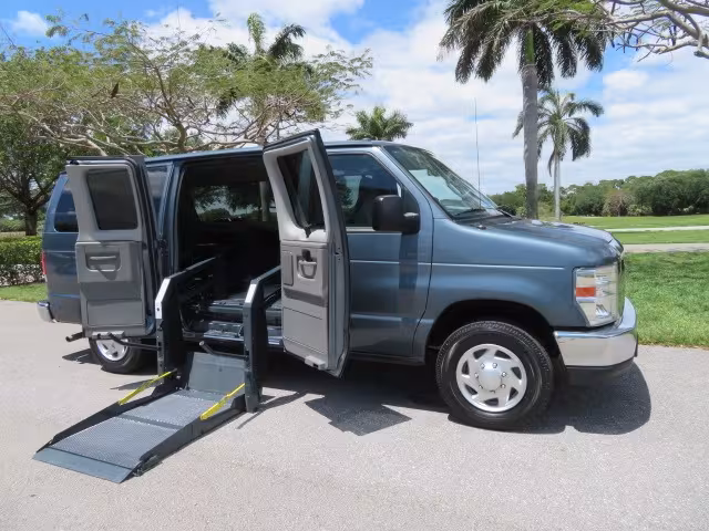 2013 Ford E-Series Wagon - 1FMNE1BW4DDA21863 - Image #42
