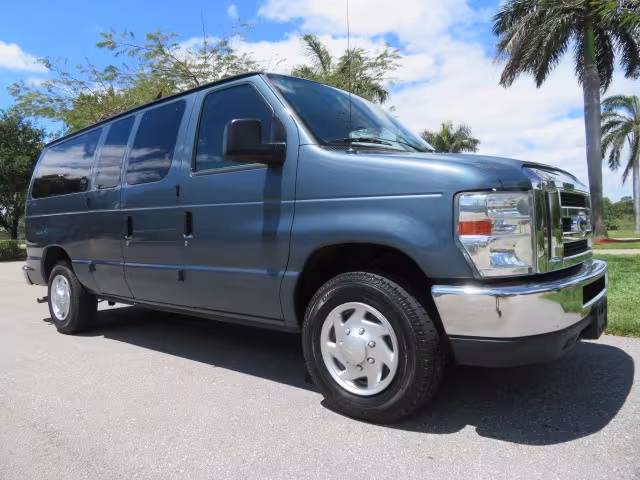 2013 Ford E-Series Wagon - 1FMNE1BW4DDA21863 - Image #6