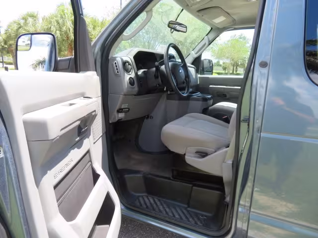 2013 Ford E-Series Wagon - 1FMNE1BW4DDA21863 - Image #69