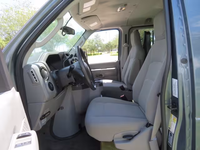 2013 Ford E-Series Wagon - 1FMNE1BW4DDA21863 - Image #76