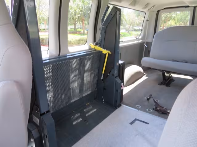 2013 Ford E-Series Wagon - 1FMNE1BW4DDA21863 - Image #78