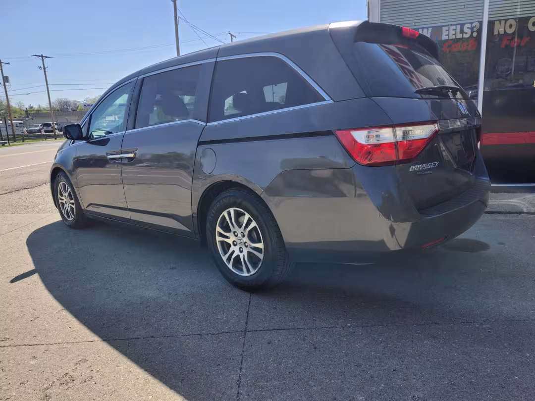 2013 Honda Odyssey - 5FNRL5H68DB033128 - Image #1