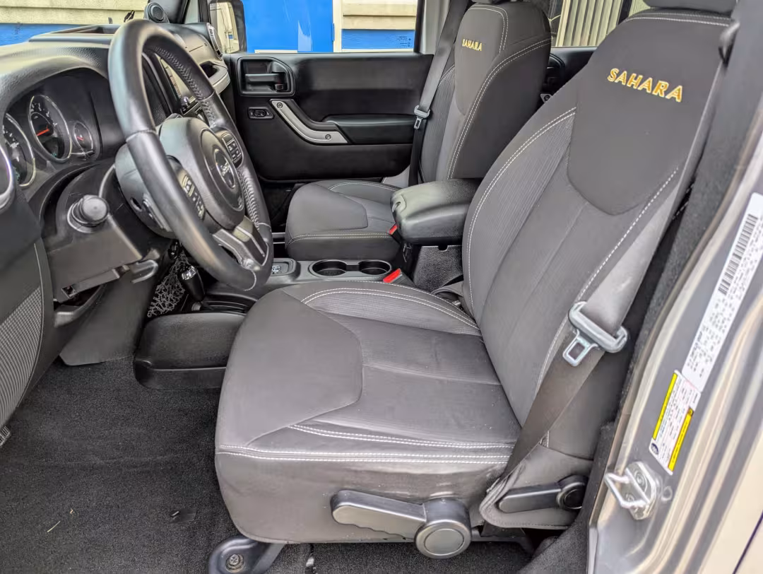 2013 Jeep Wrangler - 1C4BJWEG3DL592691 - Image #5