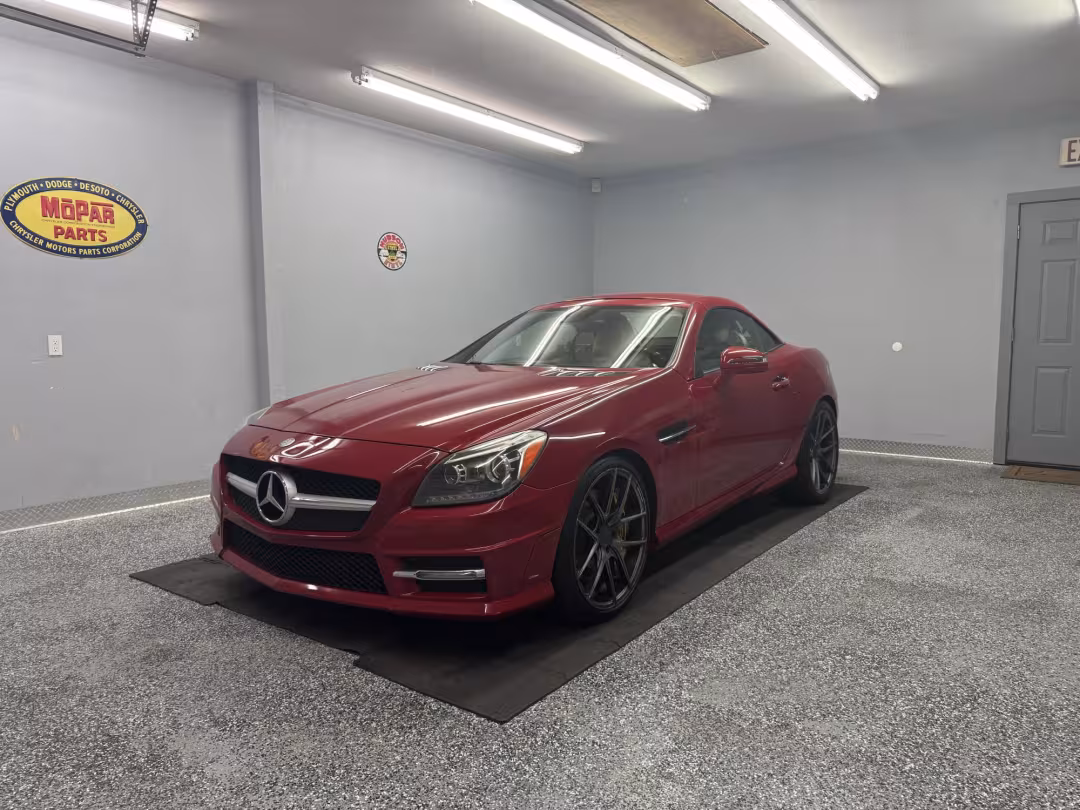 2013 Mercedes-Benz SLK - WDDPK5HA7DF057288 - Image #1