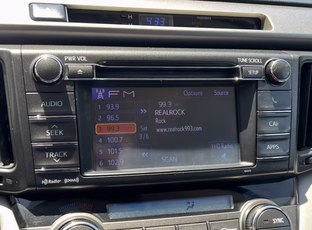 2013 Toyota RAV4 - 2T3DFREV4DW001839 - Image #28