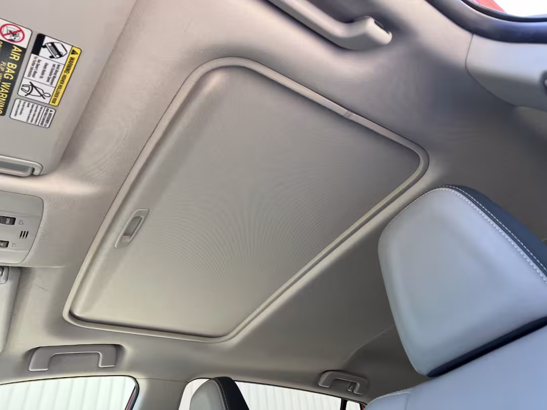2013 Toyota RAV4 - 2T3DFREV4DW001839 - Image #5