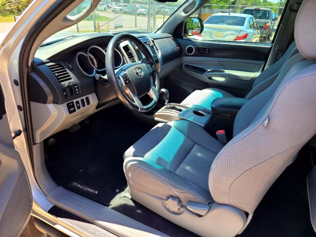 2013 Toyota Tacoma - 5TFTU4GN2DX040491 - Image #10