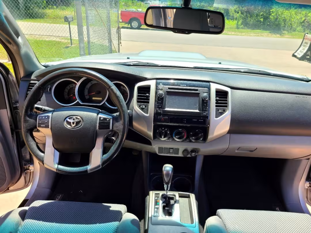 2013 Toyota Tacoma - 5TFTU4GN2DX040491 - Image #15