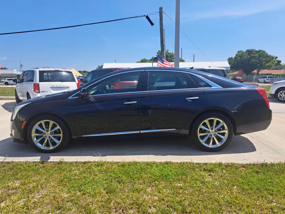 2014 Cadillac XTS - 2G61N5S30E9298463 - Image #5
